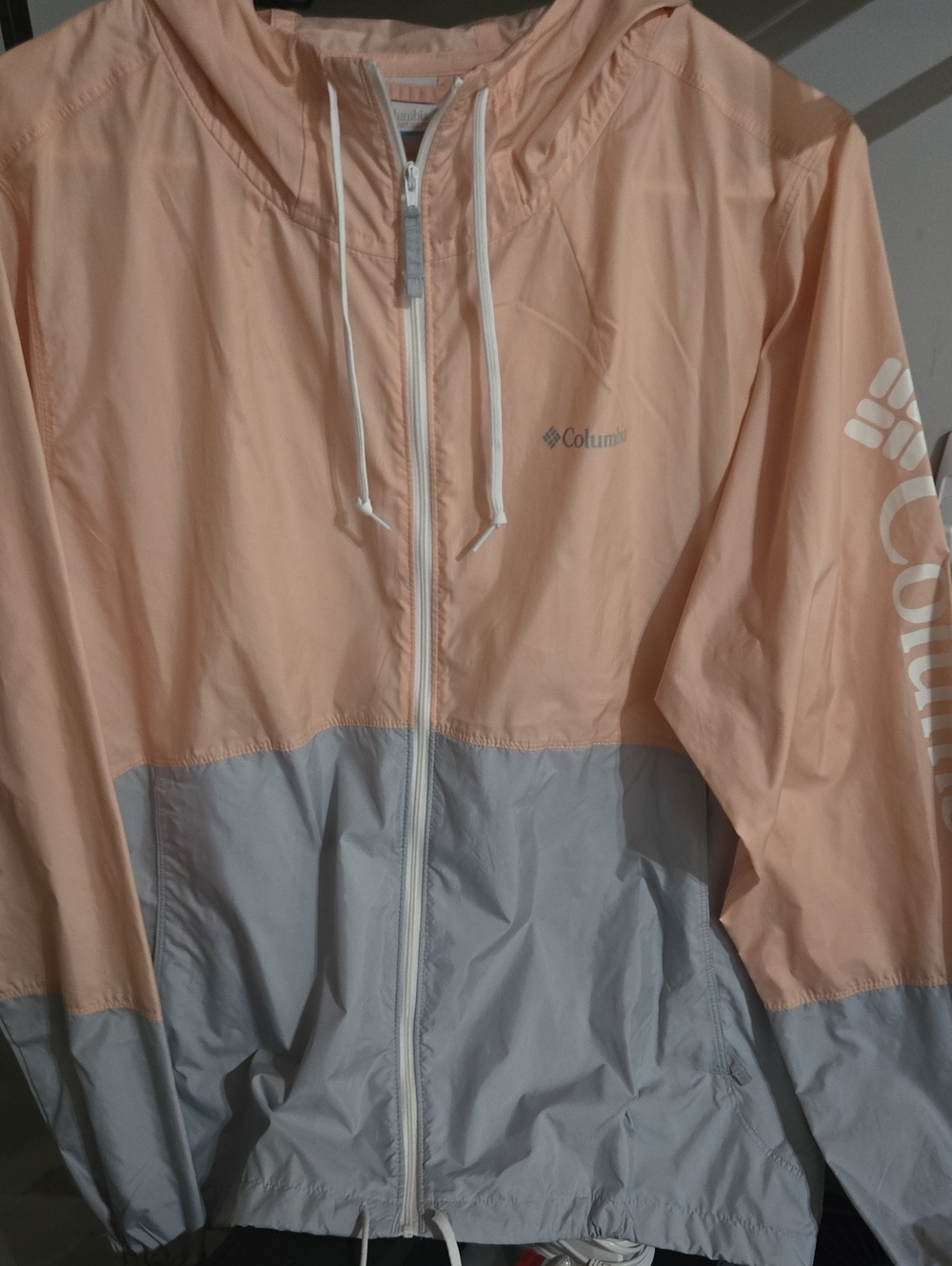 Columbia Womens Peach and Light Gray Hooded Windbreaker/Rain Coat